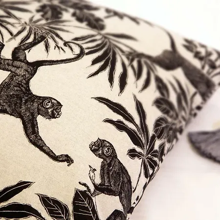 Almait Πανσιόν